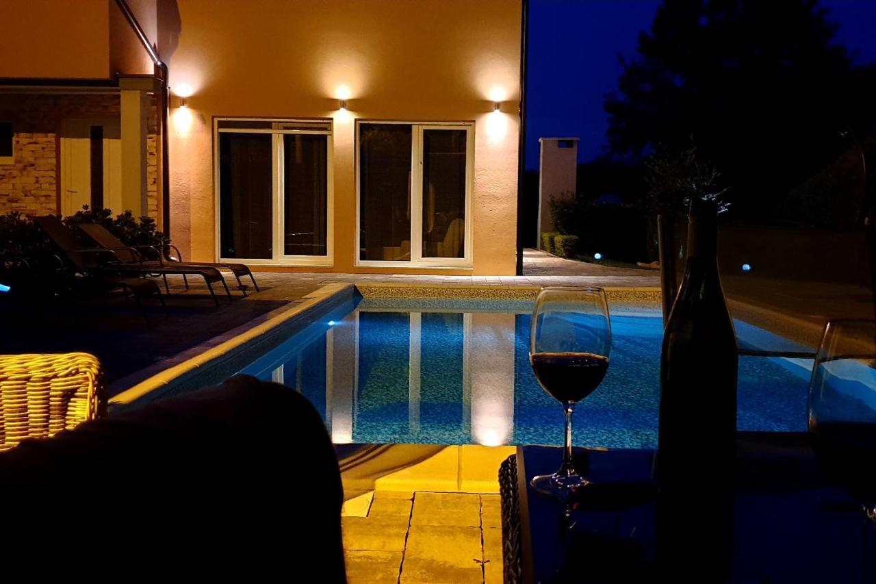 Villa Nemo Poreč Kültér fotó