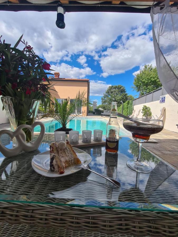 Villa Nemo Poreč Kültér fotó